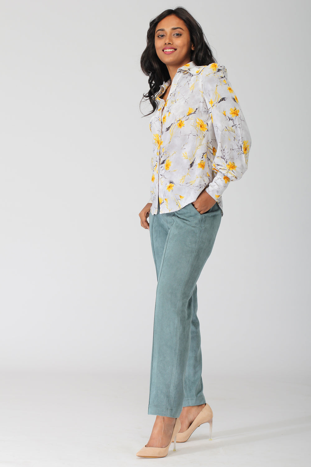 Maine Curved Collar Shirt with Blouson Sleeves