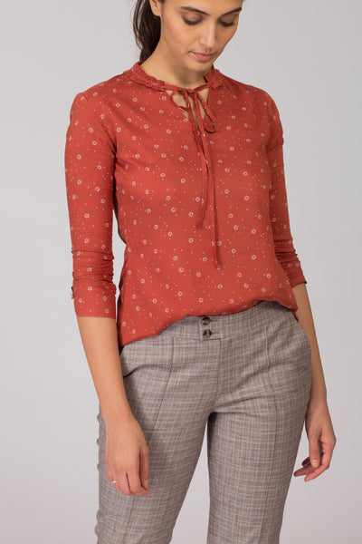 Smart Cotton women's formal pants and trousers for office. Shop online for culottes , trousers, and formal palazzo pants at www.intermod.in